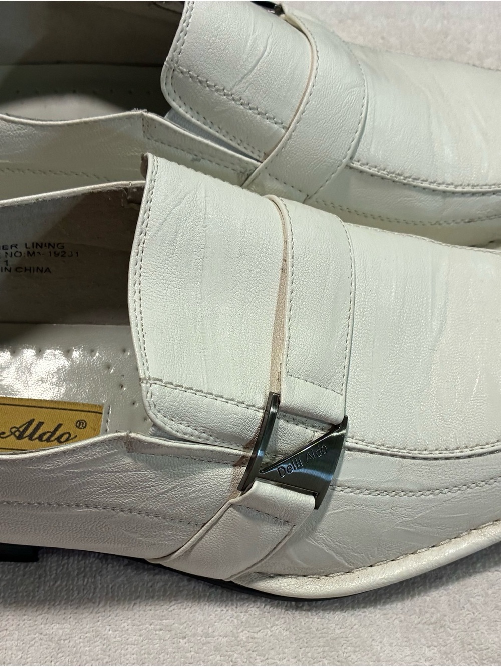 Delli Aldo Felipe Men's White Leather Slip-On Loafers with Silver Buckle Accent - Picture 2 of 13